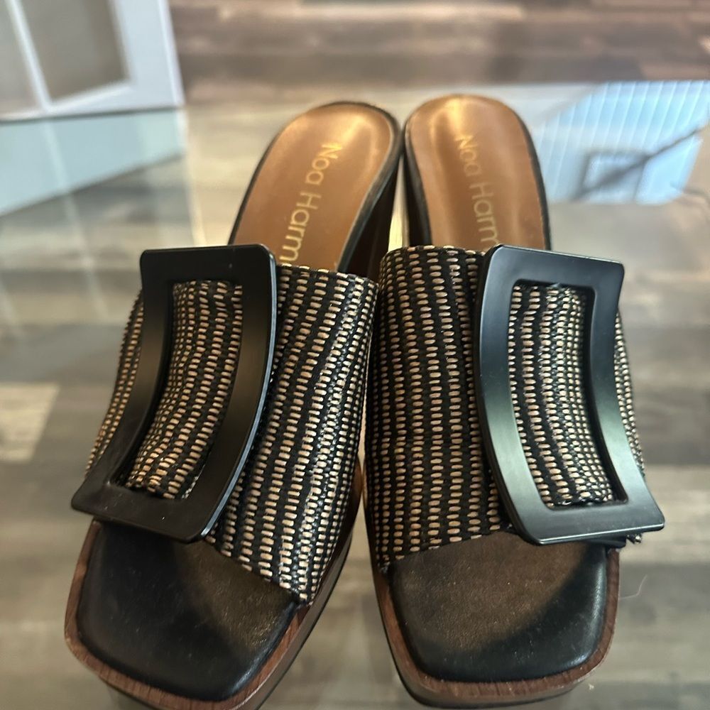 Black and Tan Wedge Sandal